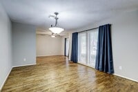 4023 Cedar Forest Dr photo'