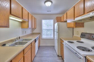 Cassell Ridge in Knoxville, TN - Building Photo - Building Photo