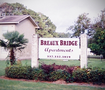 Breaux Bridge Apartments in Breaux Bridge, LA - Building Photo