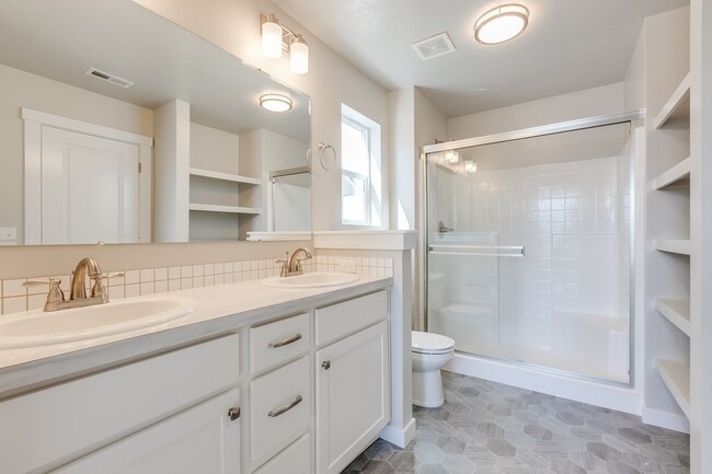 171 S Riggs Spg Ave in Meridian, ID - Building Photo - Building Photo