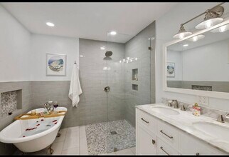 5819 Haaheo St in Kapaa, HI - Building Photo - Building Photo