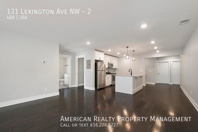 131 Lexington Ave NW in Grand Rapids, MI - Building Photo - Building Photo