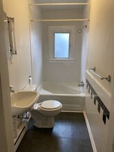 44 Elm St in Plattsburgh, NY - Building Photo - Building Photo