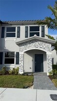 1096 NW 2nd Ter in Florida City, FL - Building Photo