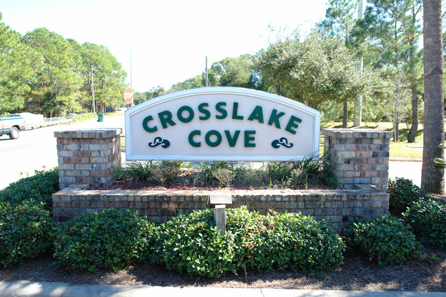 Crosslake Cove Apartments in Fort Walton Beach, FL - Foto de edificio - Other
