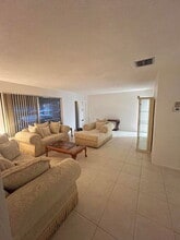 4941 NW 55th St in Tamarac, FL - Building Photo - Building Photo