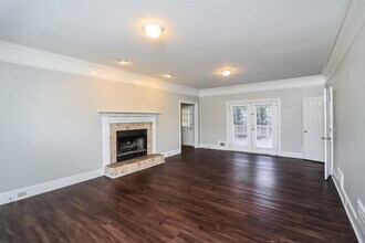 1 Overlook in Newnan, GA - Building Photo - Building Photo