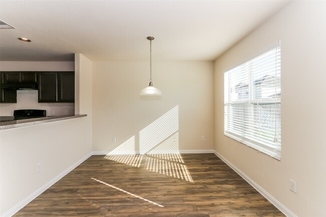 802 Desoto Dr in Richmond, TX - Foto de edificio - Building Photo