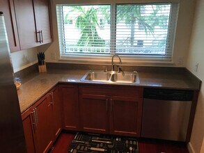 621 E Woolbright Rd in Boynton Beach, FL - Building Photo - Building Photo