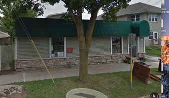 2645 Milwaukee St in Madison, WA - Building Photo