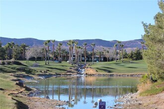 215 Blackstone River Ave in Las Vegas, NV - Building Photo - Building Photo