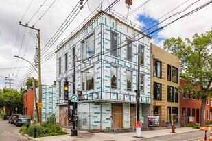 4747 De La Roche in Montréal, QC - Building Photo