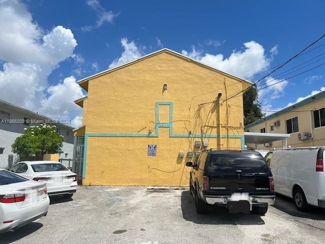 property at 1613 NW 16th St
