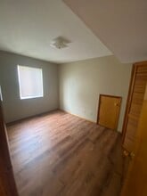 201 College Ave, Unit 201 in Lincoln, IL - Foto de edificio - Building Photo