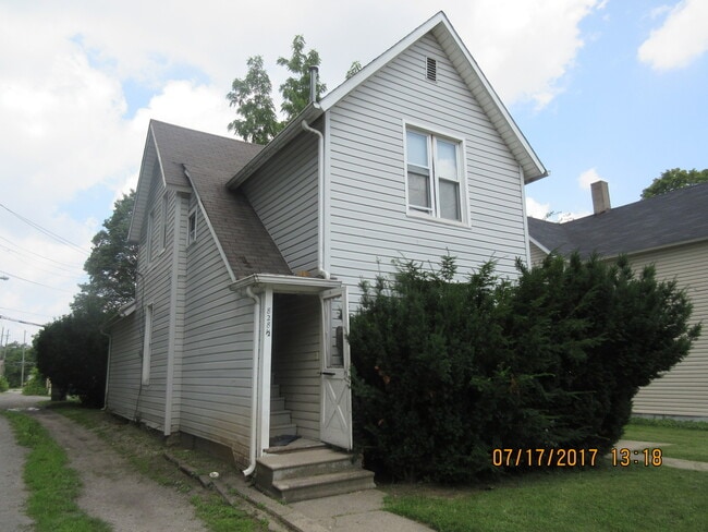 property at 828 Huestis Ave