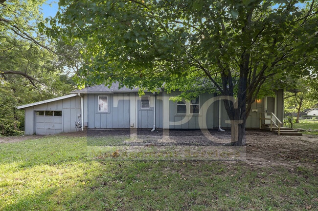 property at 13425 Parker Ave