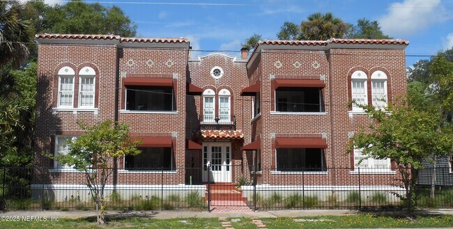property at 1310 N Laura St