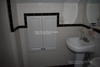 28 Boulevard Terrace-Unit -17 in Boston, MA - Foto de edificio - Building Photo