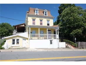 50 S Montgomery St in Walden, NY - Building Photo - Building Photo