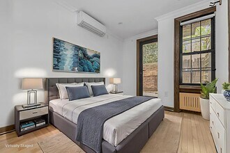 121 E 37th St in New York, NY - Building Photo - Building Photo