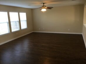 7522 Drake Cyn in San Antonio, TX - Building Photo - Building Photo