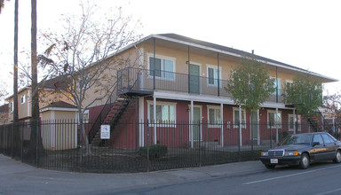 Mutual Housing at Dixieanne in Sacramento, CA - Building Photo - Building Photo