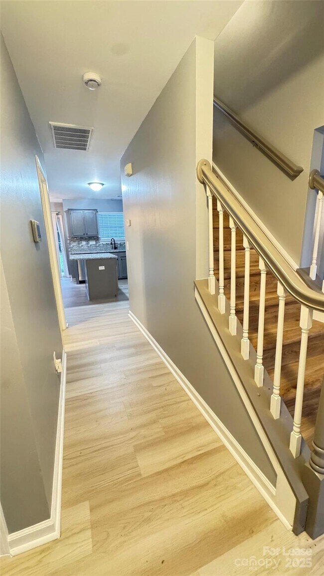 1705 Starling Ct in Charlotte, NC - Building Photo - Building Photo