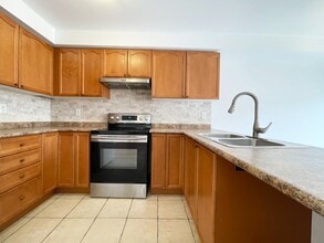 8828 Sheppard Av E in Toronto, ON - Building Photo - Building Photo