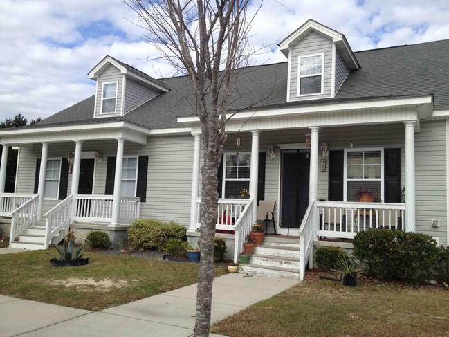 3002 Pauline Ln in Wilmington, NC - Building Photo - Building Photo