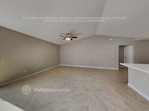 4317 SW Masefield St in Port St. Lucie, FL - Foto de edificio - Building Photo