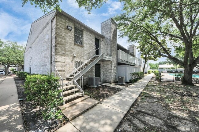 property at 10757 Braes Bend Dr