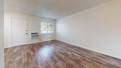 445 Nelson Ave, Unit 19 in Oroville, CA - Building Photo - Building Photo