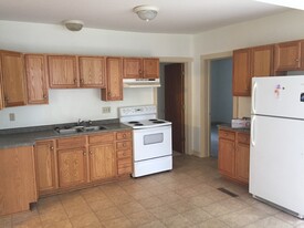 44 School St, Unit 44 in Burlington, VT - Building Photo