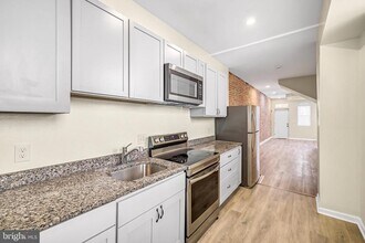 2131 Jefferson St in Baltimore, MD - Building Photo - Building Photo