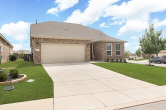 3713 Denison Dam in San Antonio, TX - Building Photo - Building Photo