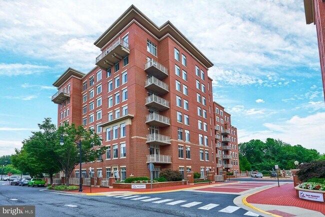property at 4490 Market Commons Dr