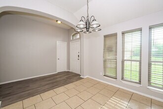 9324 Cynthia Ct in Fort Worth, TX - Building Photo - Building Photo