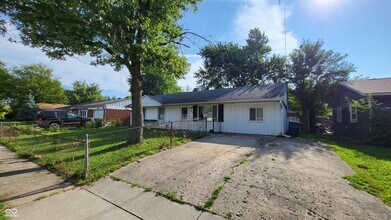 4403 Dubarry Rd in Indianapolis, IN - Building Photo - Building Photo