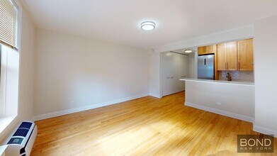151 W 16th St in New York, NY - Building Photo - Building Photo