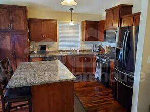 12110 Hupp St NE in Blaine, MN - Building Photo - Building Photo