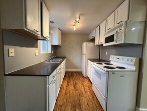 1104 Ponderosa Dr in Fort Collins, CO - Building Photo - Building Photo