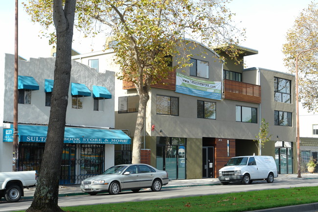 1406 San Pablo Ave in Berkeley, CA - Foto de edificio - Building Photo