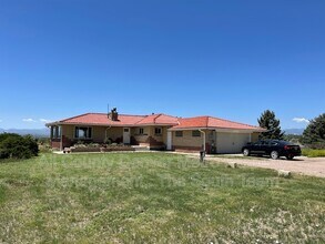 7966 Elmwood Ln in Denver, CO - Building Photo - Building Photo