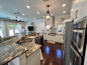 228 NW 2nd Ave in Delray Beach, FL - Building Photo - Building Photo
