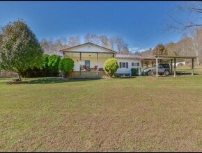 492 Olinger Dr in Kingsport, TN - Building Photo - Building Photo
