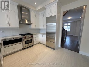 4183 Major Mackenzie Dr E in Markham, ON - Building Photo - Building Photo