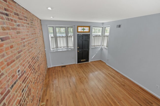 642 S Linwood Ave in Baltimore, MD - Building Photo - Building Photo