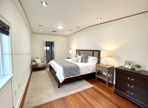 3069 SW 21st St in Miami, FL - Foto de edificio - Building Photo