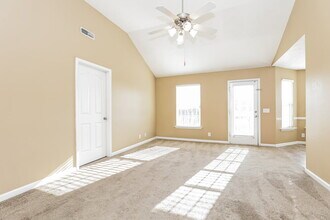 1137 Phelissa Dr in La Vergne, TN - Building Photo - Building Photo