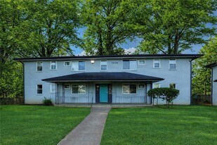 2829 Belvedere Ln in Decatur, GA - Building Photo